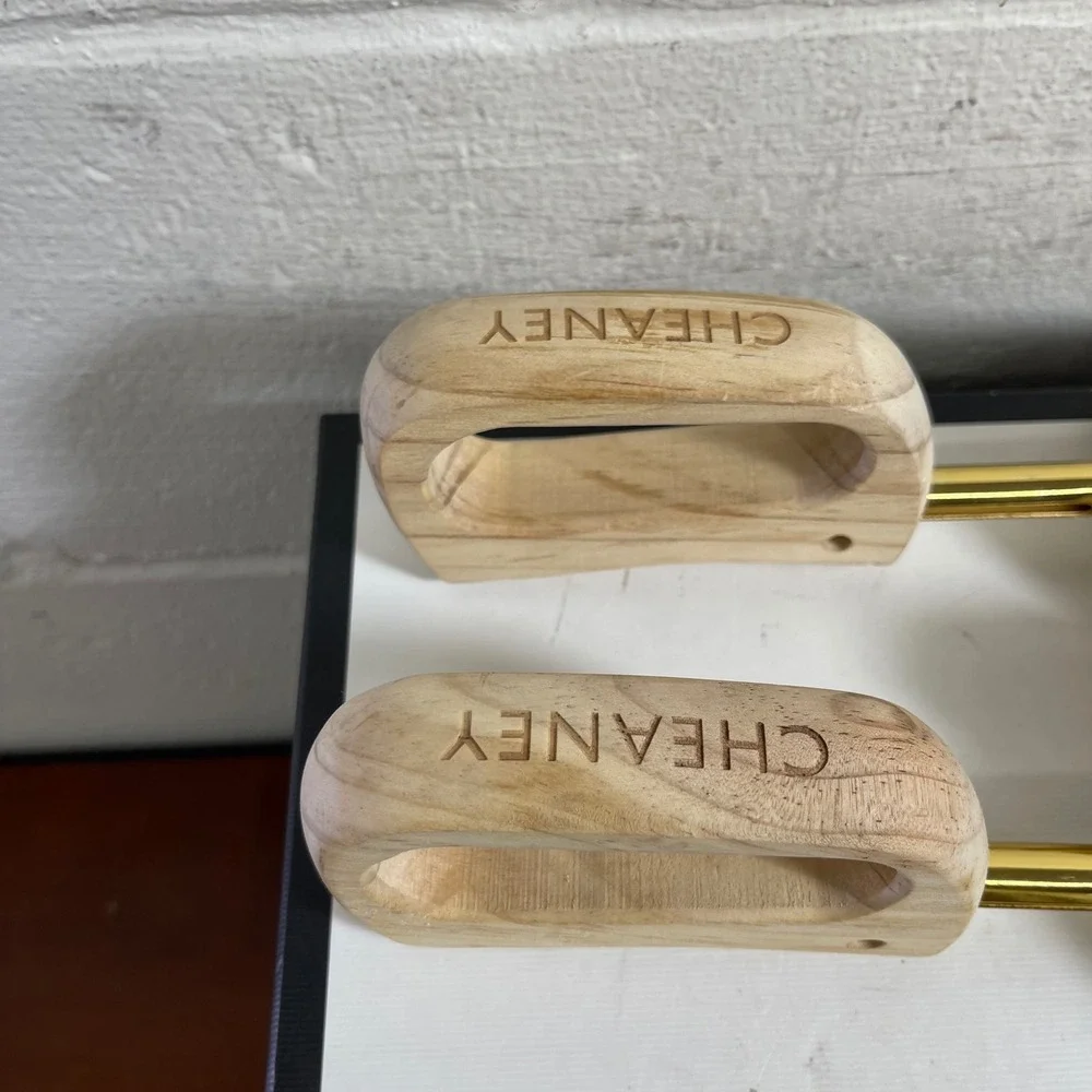 Cheaney Wood Shoe Trees Natural‎ Split Toe Gold Tone Hardware Size L UK 10 – 11
